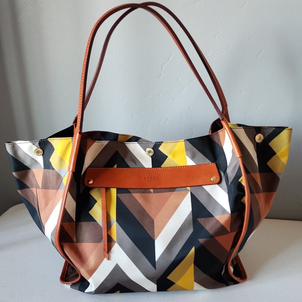 Roberta Pieri Tote "EUC"